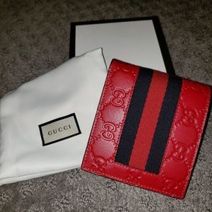 AUTHENTIC Like New Mens Gucci Wallet